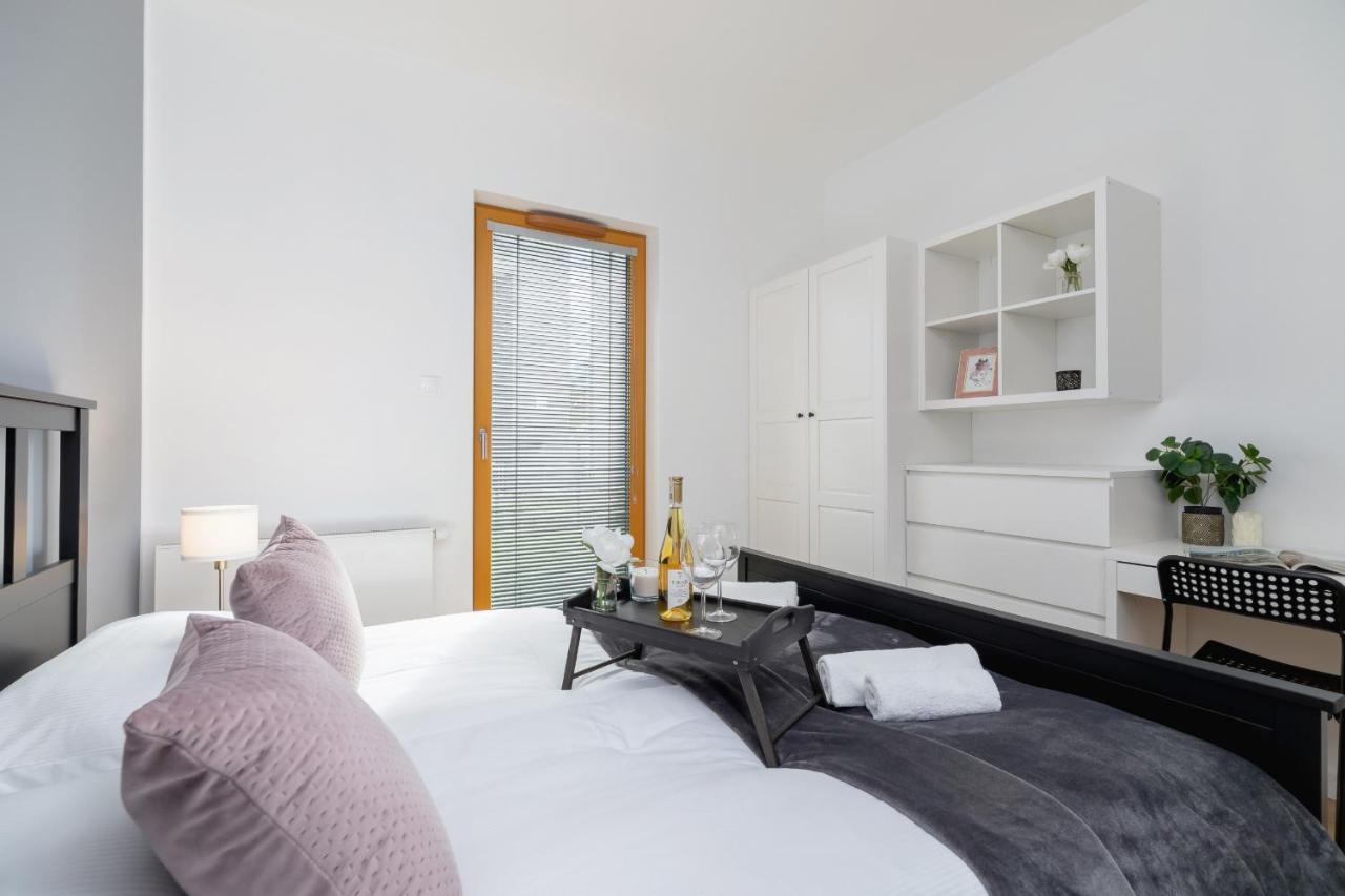 Luxurious Apartment Rakowicka Krakow By Renters Prestige 外观 照片
